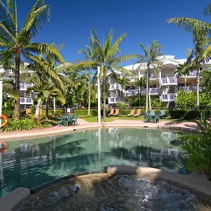 4* Апарт-отель Cairns Beach Resort