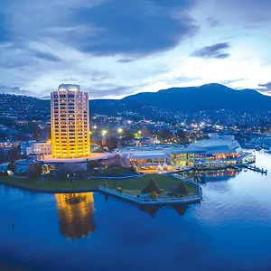 Отель Wrest Point ****